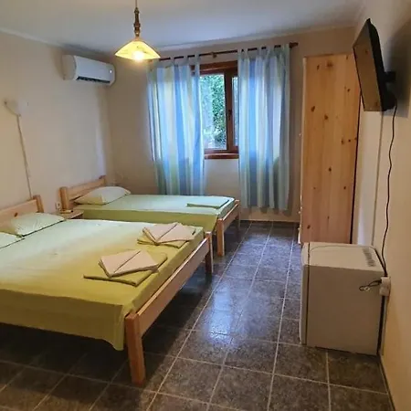 Holiday home Chinara Kranevo