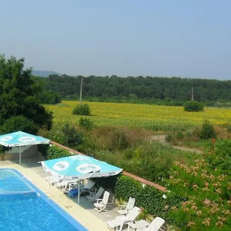 Chinara Holiday home